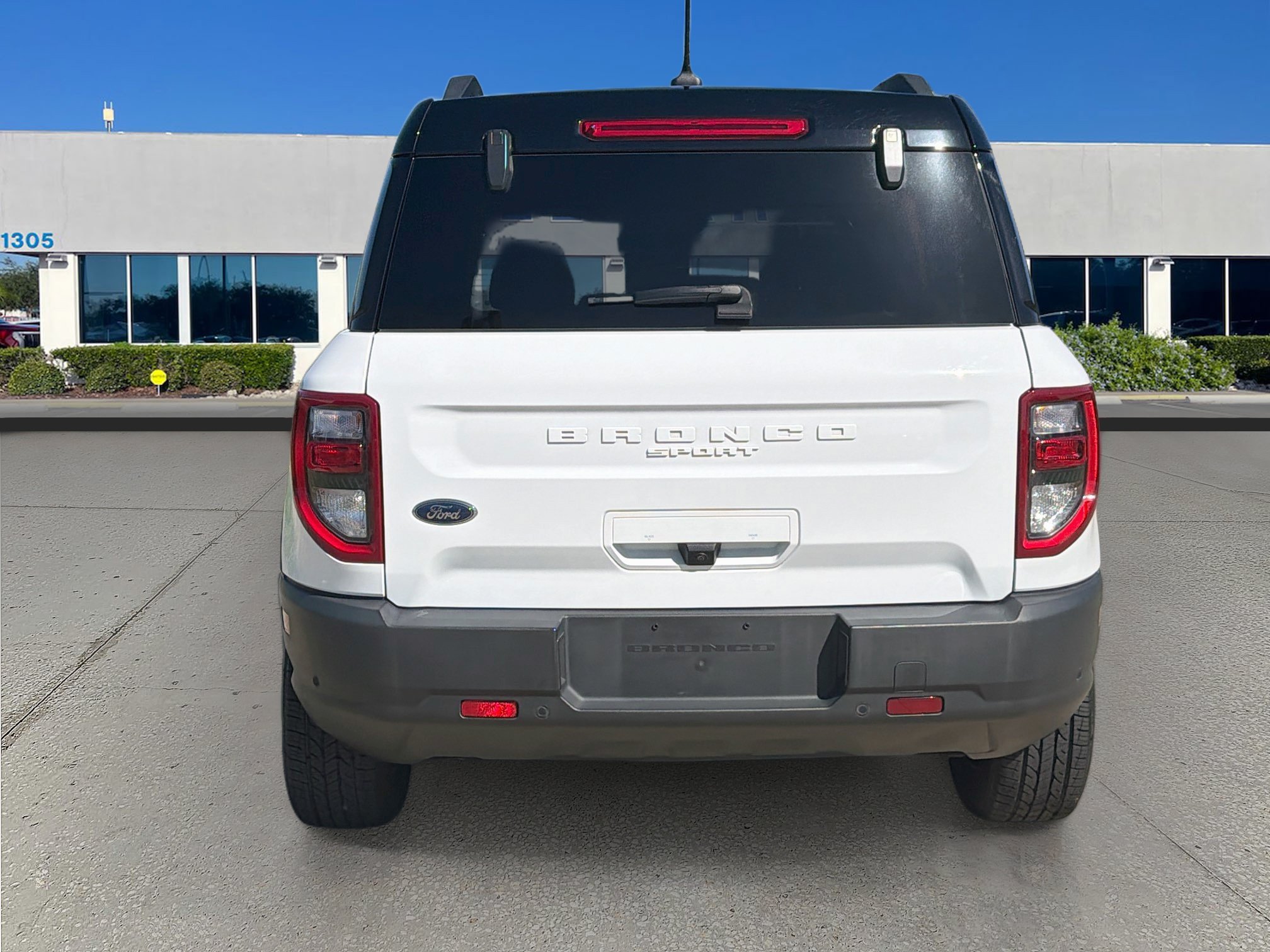 Certified 2024 Ford Bronco Sport Outer Banks w/ Tech Package AWD/4WD image 6