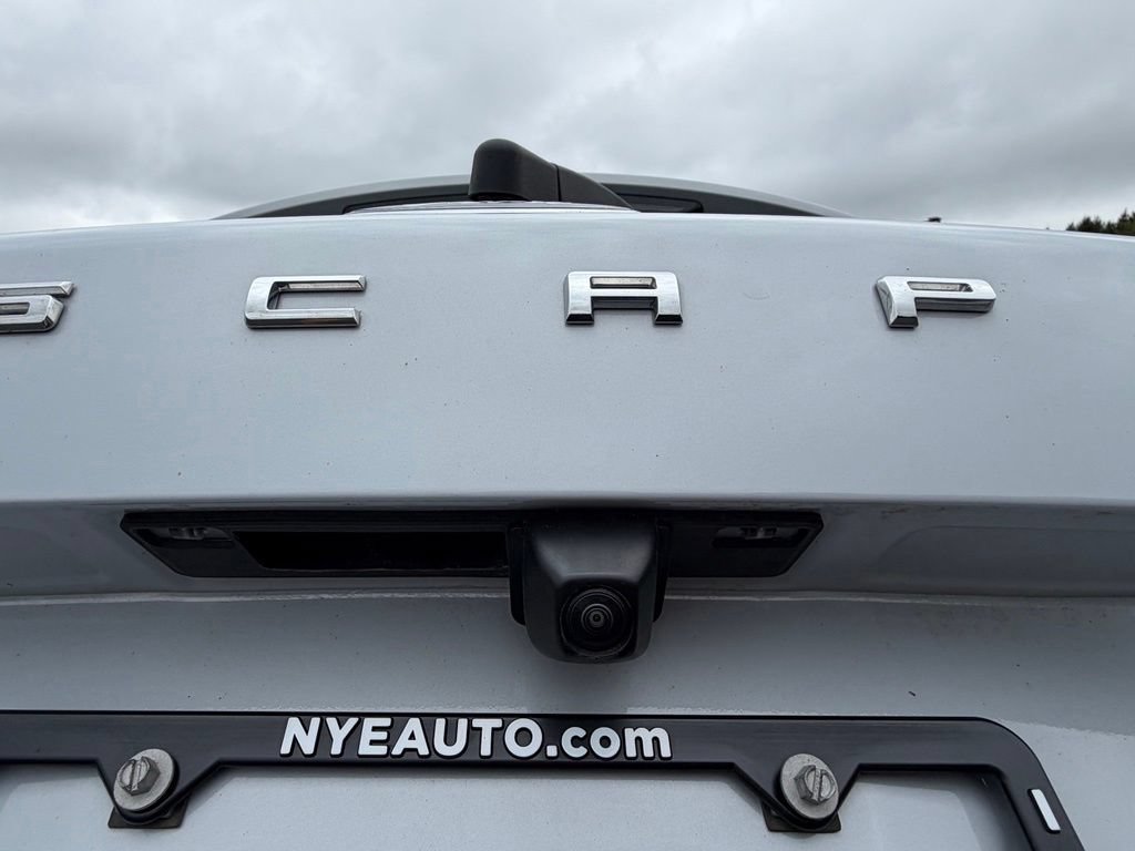 Certified 2025 Ford Escape Platinum AWD/4WD image 45