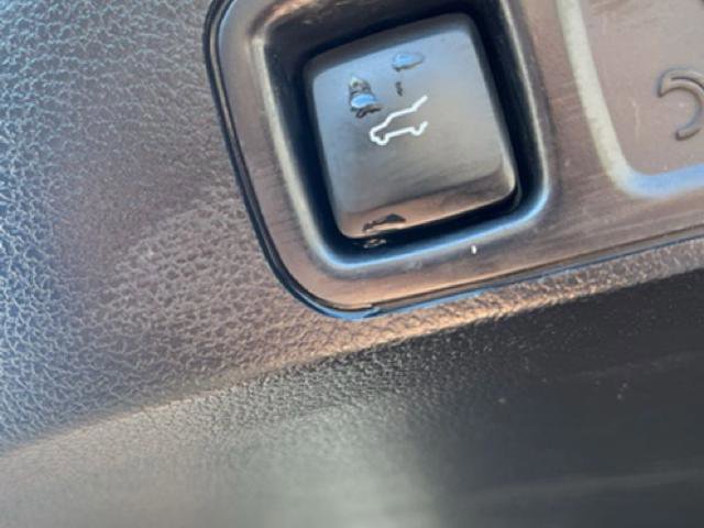 Certified 2020 Ford Expedition Max Limited w/ Equipment Group 302A image 17