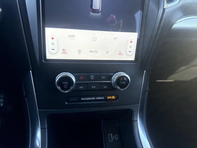 Certified 2024 Ford Edge Titanium image 25