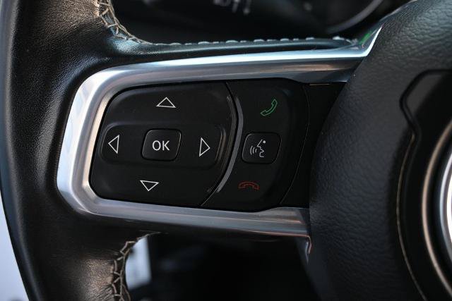 Used 2023 Jeep Wrangler Unlimited Sahara w/ Cold Weather Group AWD/4WD image 31