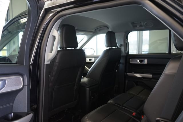 Certified 2023 Ford Explorer XLT w/ Equipment Group 202A image 29