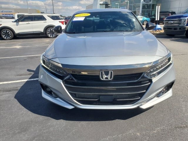 Used 2022 Honda Accord Sport image 2