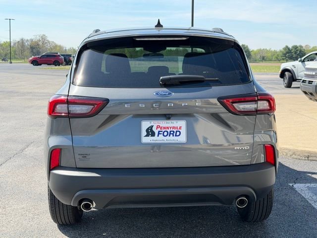 Certified 2025 Ford Escape ST-Line w/ Cold Weather Package AWD/4WD image 4