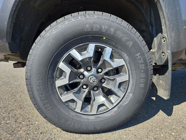 Used 2021 Toyota Tacoma TRD Off-Road AWD/4WD image 14
