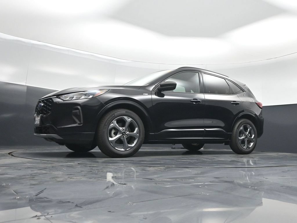 Certified 2023 Ford Escape ST-Line w/ Equipment Group 301A FWD image 45