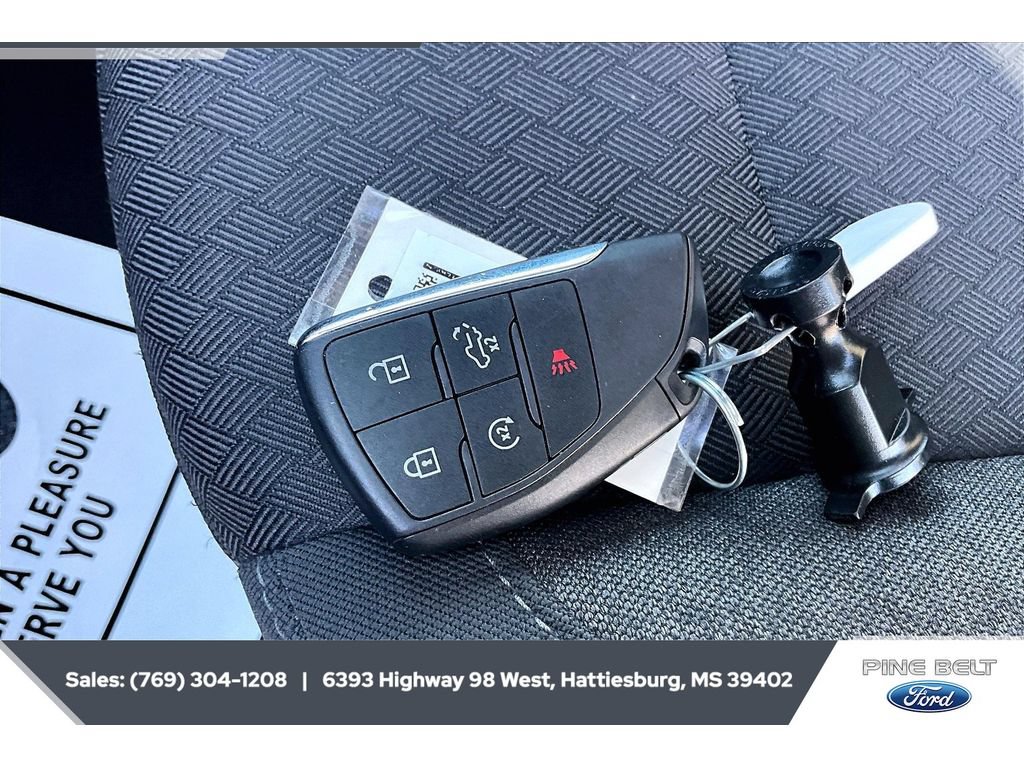 Used 2026 Chevrolet Silverado 1500 RST AWD/4WD image 9