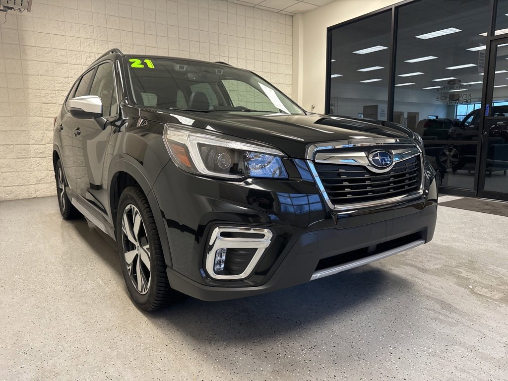 Used 2021 Subaru Forester Touring image 2