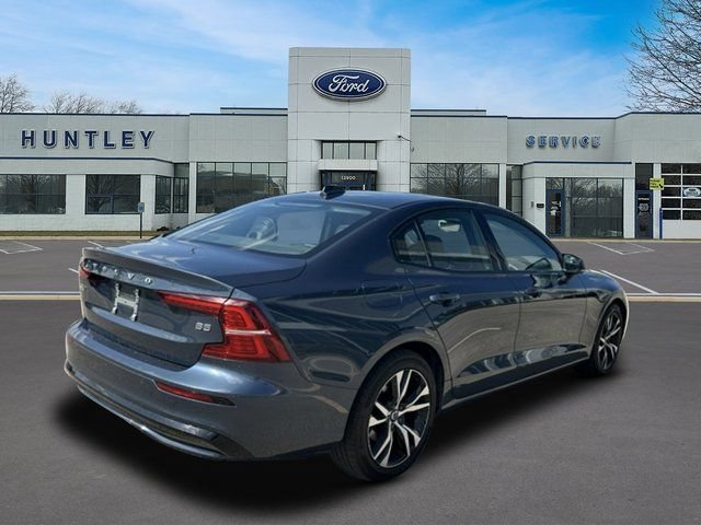 Used 2024 Volvo S60 B5 Core FWD image 4