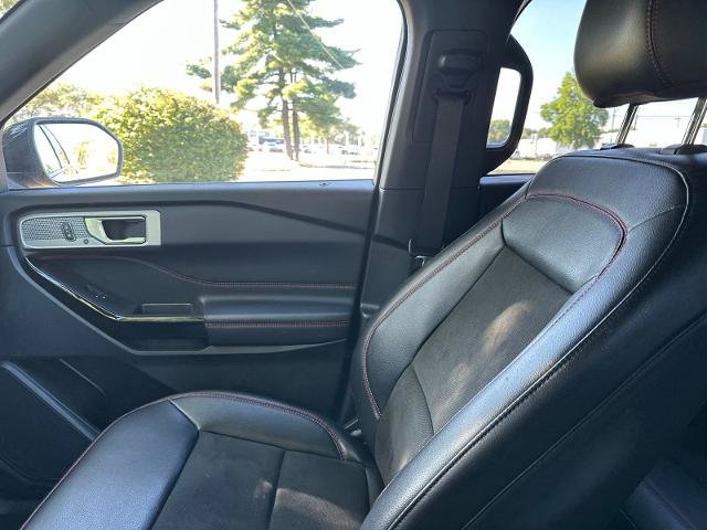 Certified 2024 Ford Explorer ST-Line w/ Class IV Trailer Tow Package AWD/4WD image 20