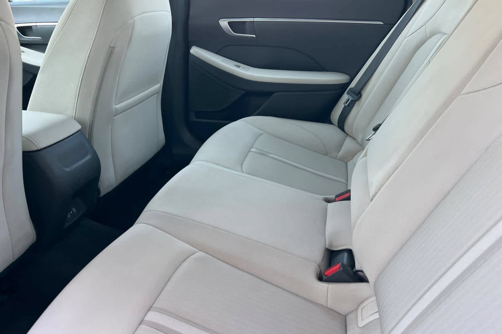 Used 2024 Hyundai Sonata SEL FWD image 4