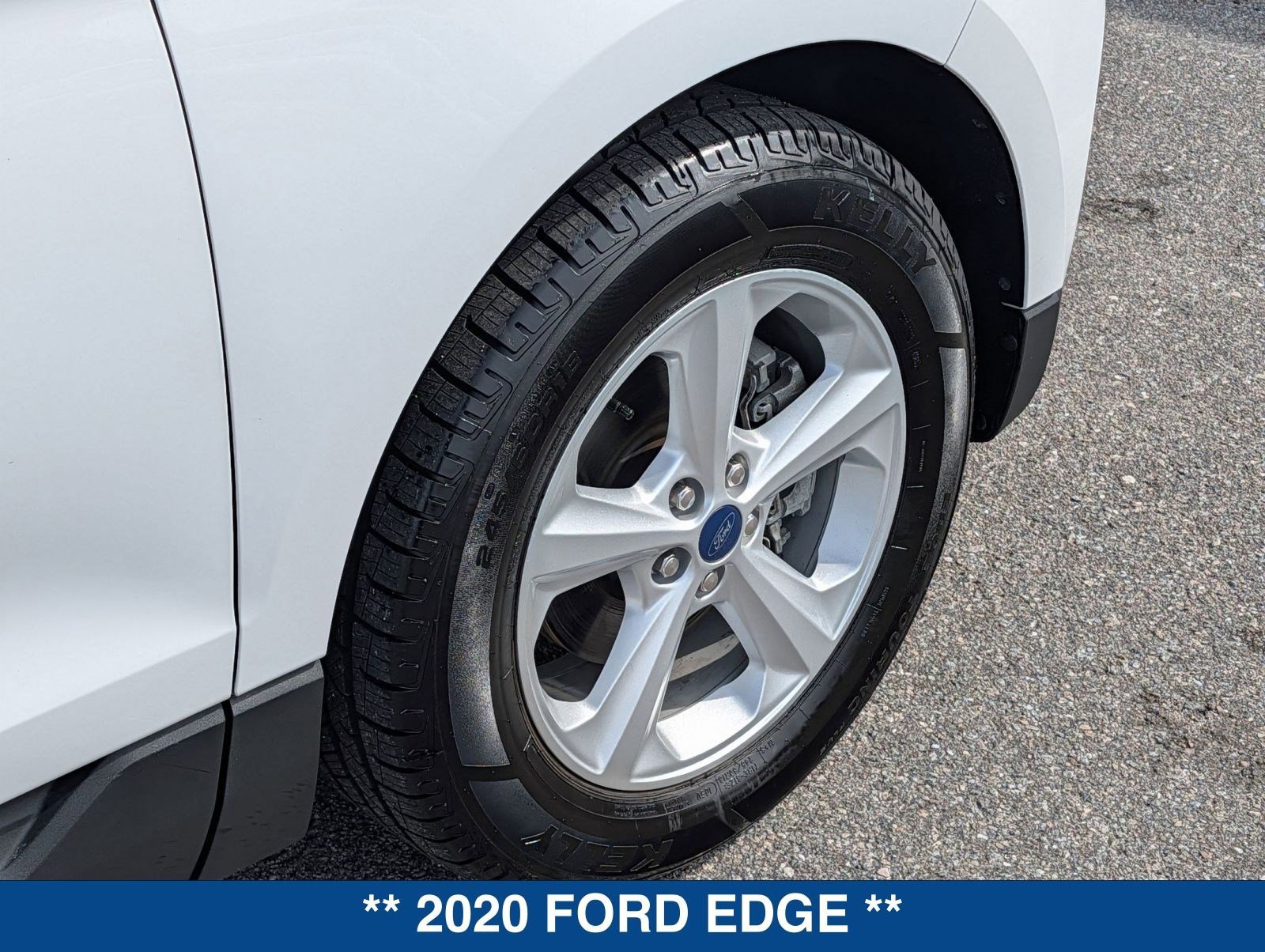 Certified 2020 Ford Edge SE image 12
