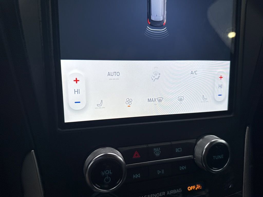 Certified 2024 Ford Edge SEL image 19