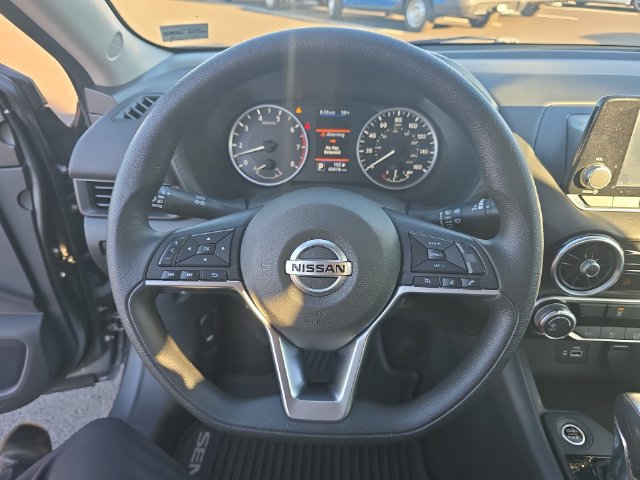 Used 2023 Nissan Sentra S FWD image 14