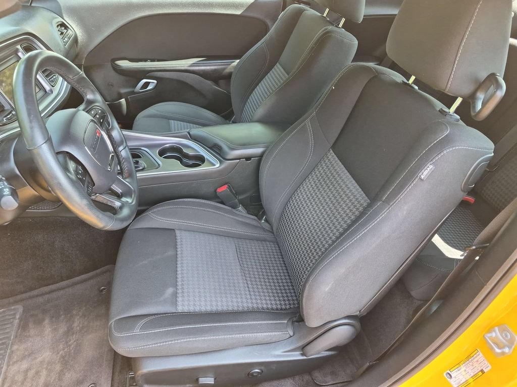 Used 2018 Dodge Challenger R/T RWD image 14