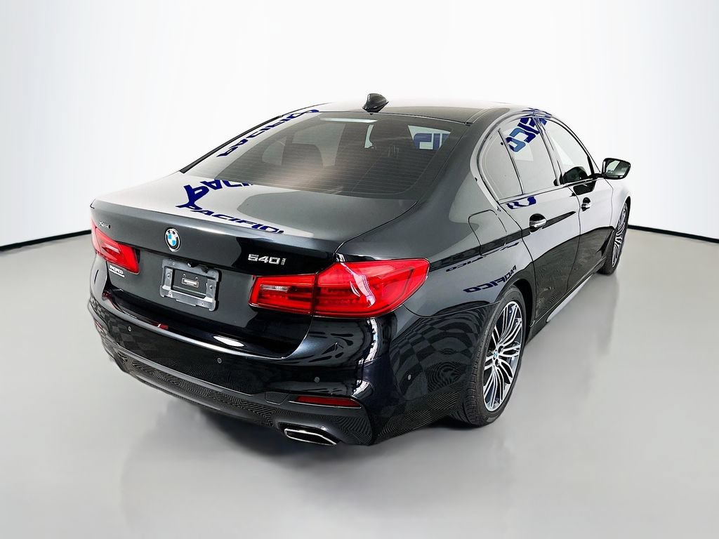 Used 2017 BMW 540i xDrive AWD/4WD image 9