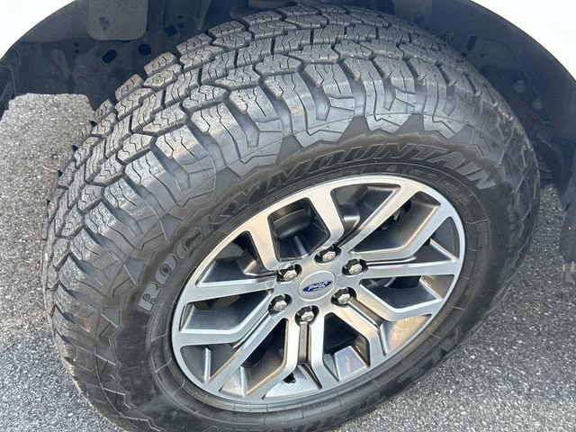 Certified 2022 Ford F150 Lariat w/ Equipment Group 501A Mid image 14