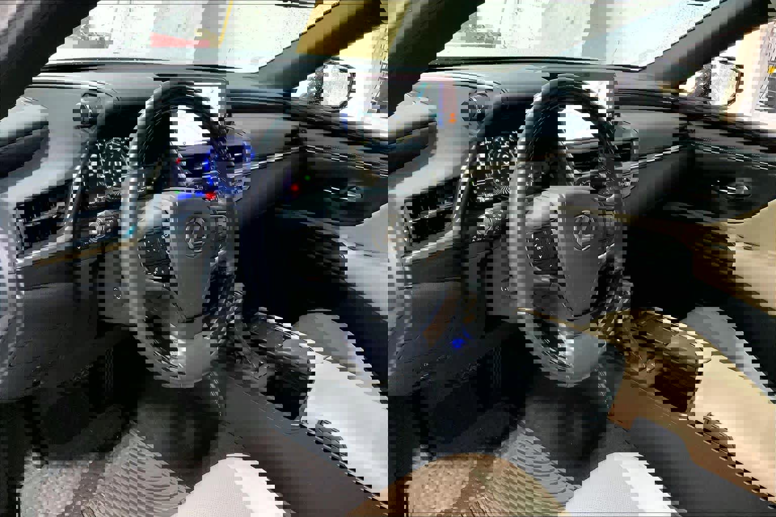 Used 2019 Lexus ES 350 image 17