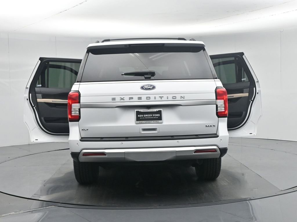 Certified 2024 Ford Expedition Max XLT image 35