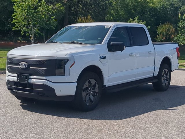 Certified 2024 Ford F150 Lightning Flash AWD/4WD image 8