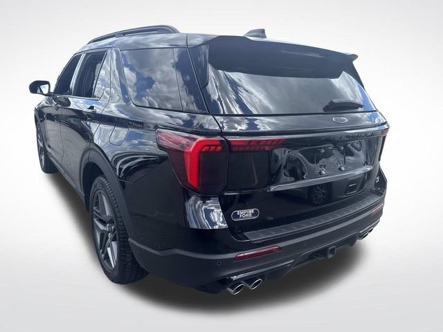 Certified 2025 Ford Explorer ST AWD/4WD image 3