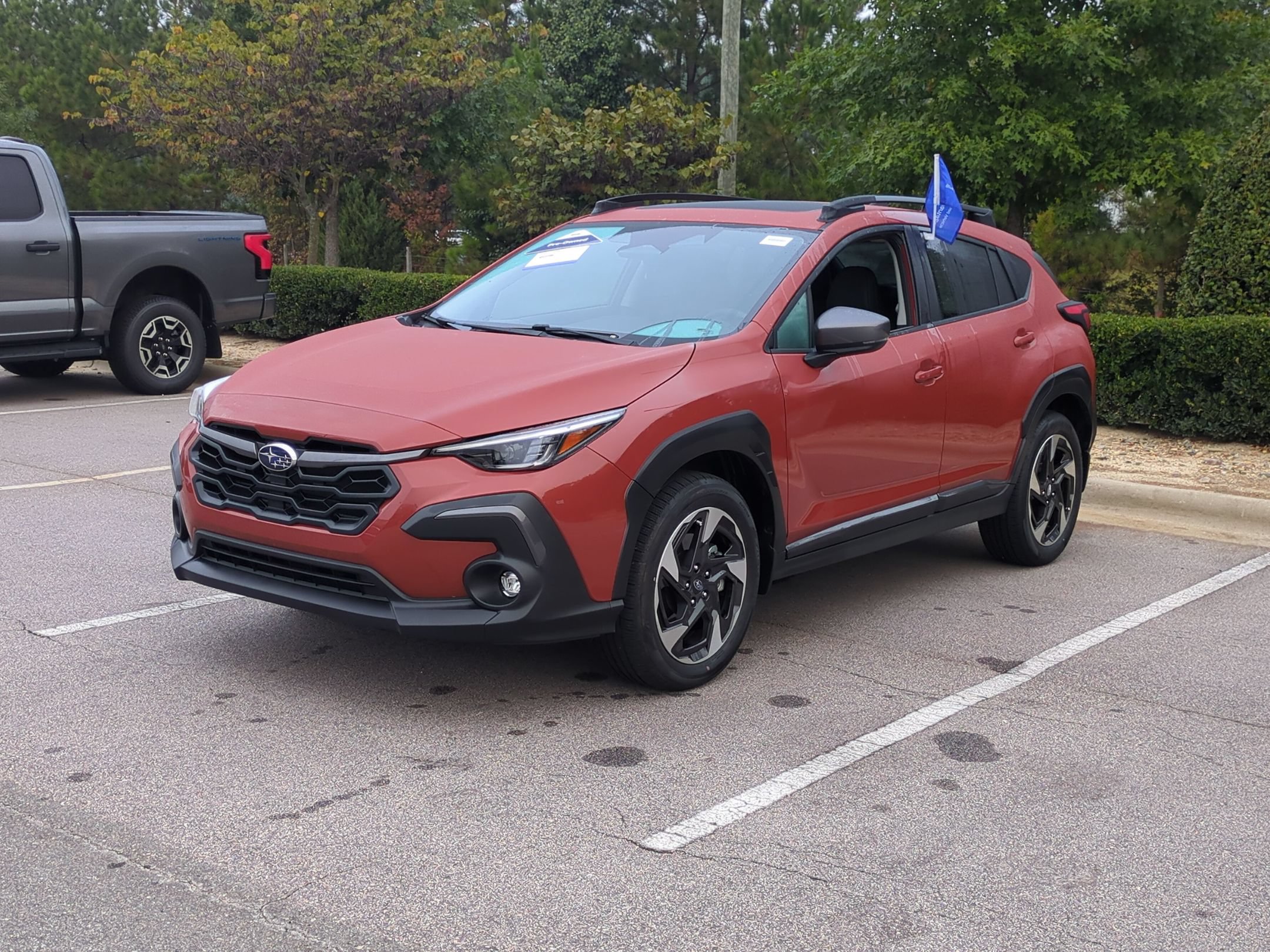 Used 2024 Subaru Crosstrek 2.5i Limited w/ Crosstrek Mirror Package AWD/4WD image 8
