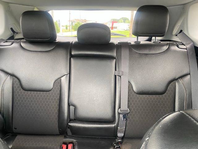 Used 2020 Jeep Compass Latitude FWD image 26