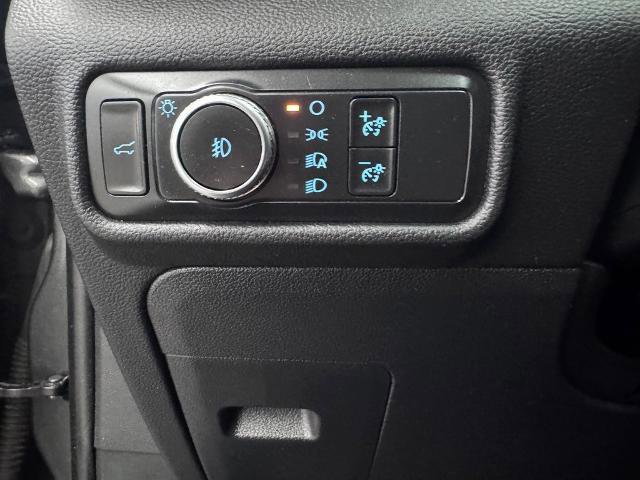 Certified 2020 Ford Explorer XLT w/ Equipment Group 202A image 15