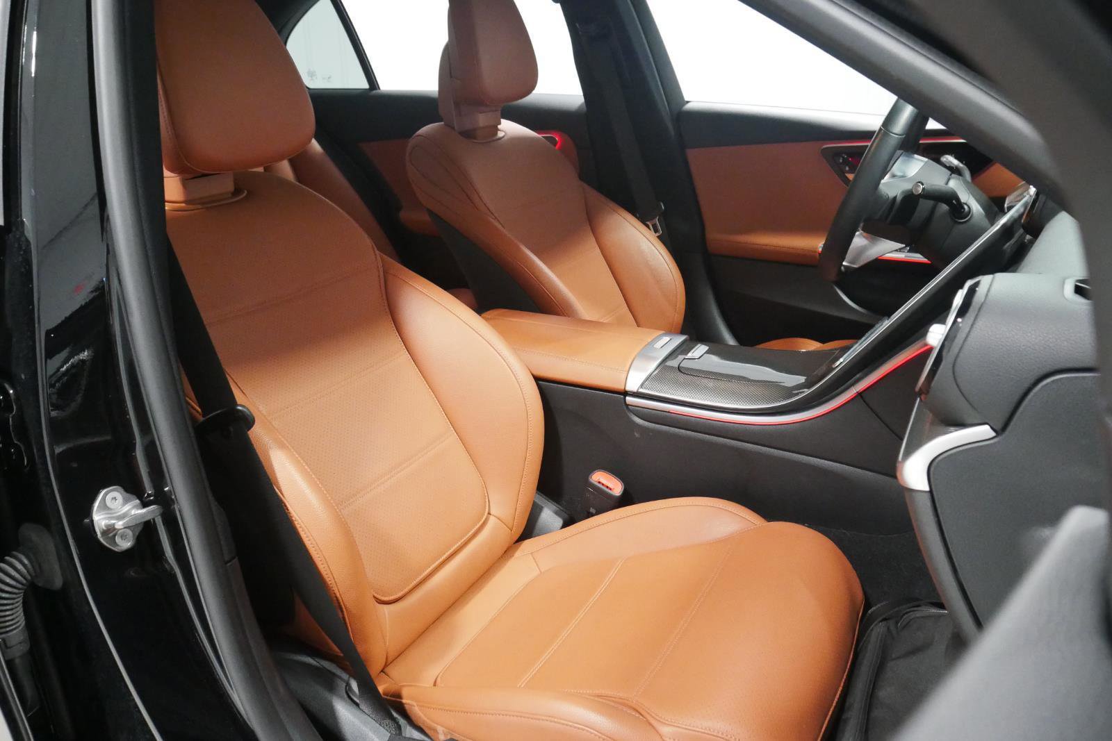 Used 2022 Mercedes-Benz C 300 4MATIC Sedan image 15