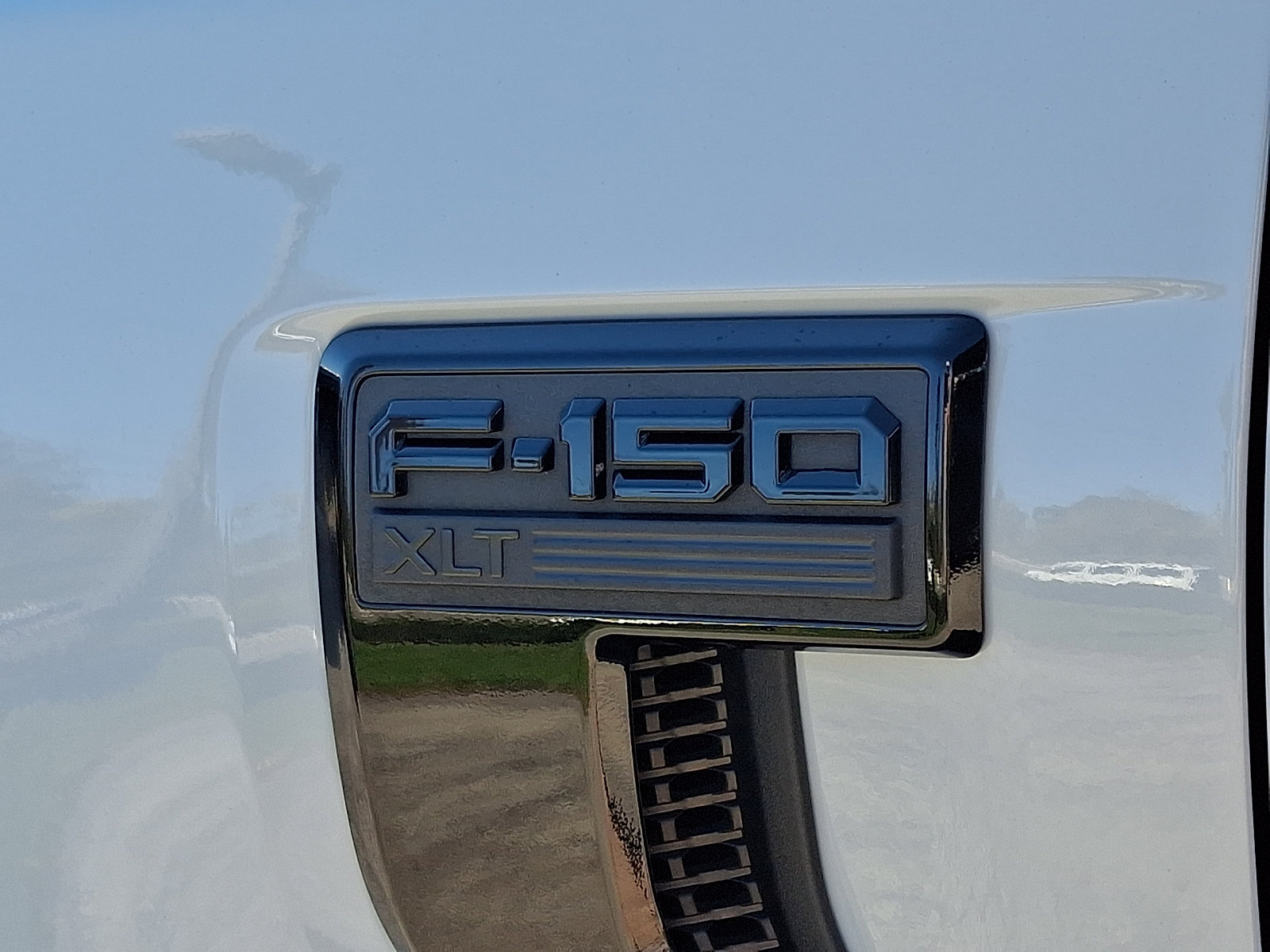 Certified 2024 Ford F150 XLT w/ Equipment Group 303A High AWD/4WD image 32