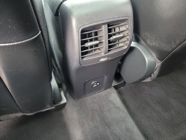 Certified 2020 Ford Escape Titanium FWD image 12