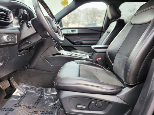 Certified 2022 Ford Explorer ST-Line w/ Class IV Trailer Tow Package image 19