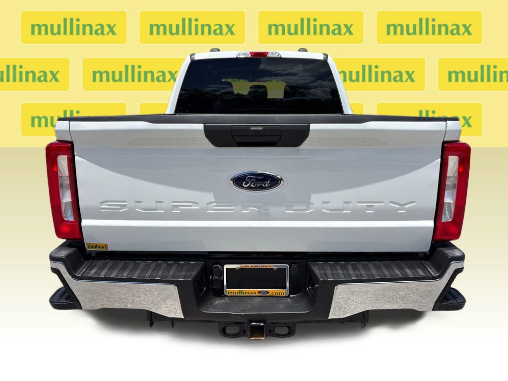 Certified 2025 Ford F250 XLT AWD/4WD image 9