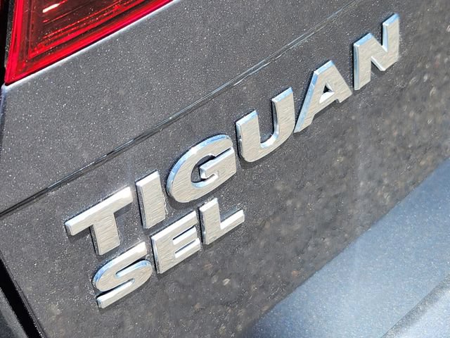 Used 2021 Volkswagen Tiguan SEL w/ 3-Row Tiguan MDO Package AWD/4WD image 19