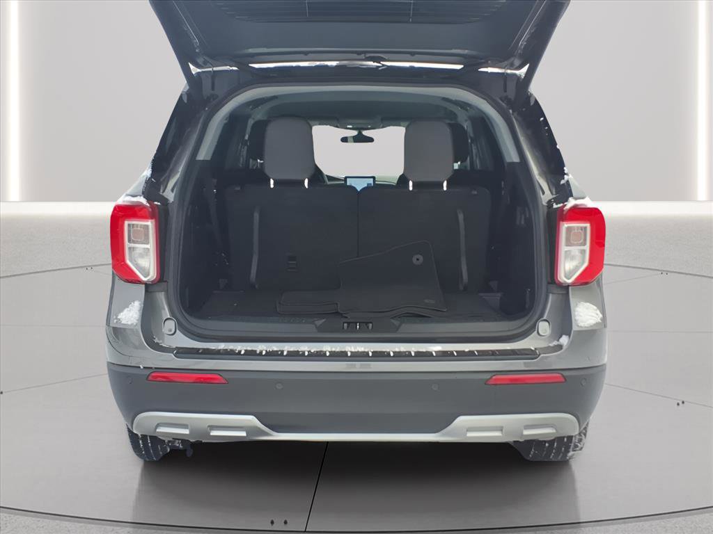 Certified 2023 Ford Explorer XLT w/ Equipment Group 202A image 7