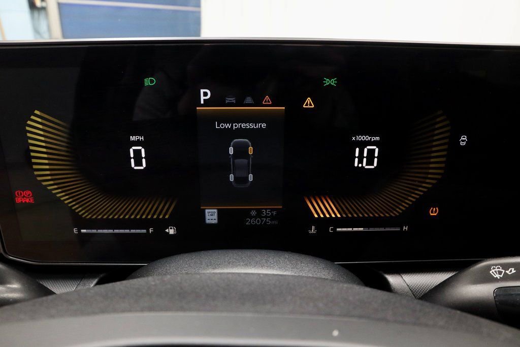 Used 2025 Kia K4 LXS image 30