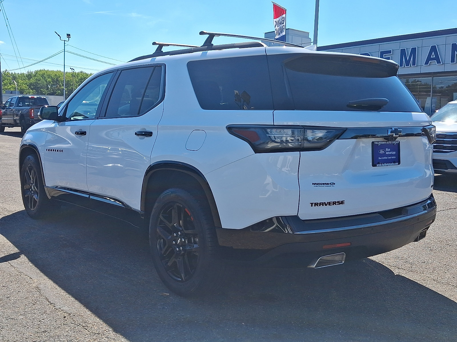 Used 2019 Chevrolet Traverse Premier w/ Redline Edition AWD/4WD image 5