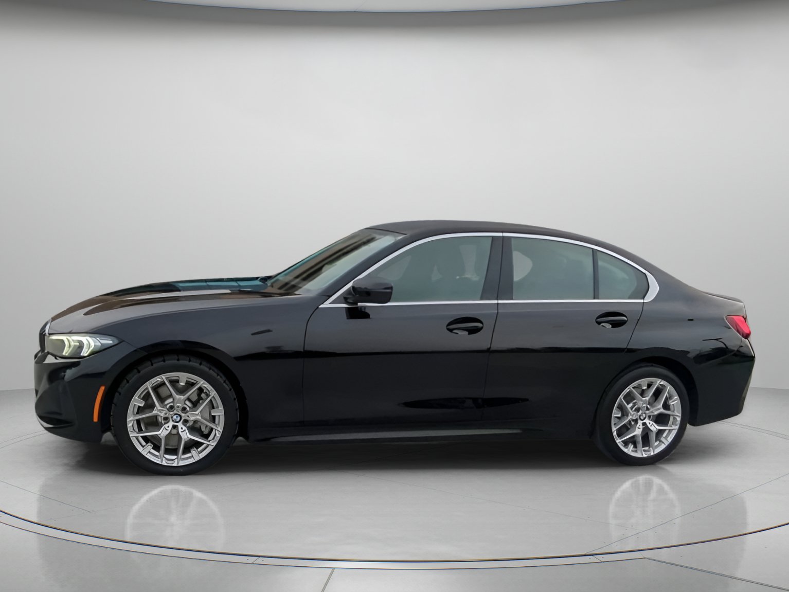 Used 2025 BMW 330i Sedan RWD image 15