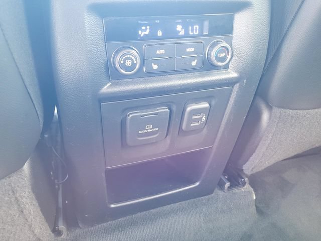 Used 2021 Chevrolet Traverse Premier w/ Redline Edition AWD/4WD image 14