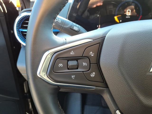 Used 2024 Chevrolet Trax LT w/ Driver Confidence Package image 25