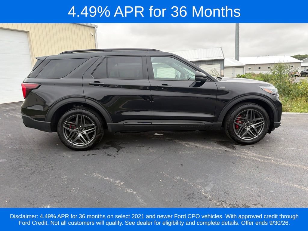 Certified 2025 Ford Explorer ST-Line w/ ST-Line Street Pack AWD/4WD image 3
