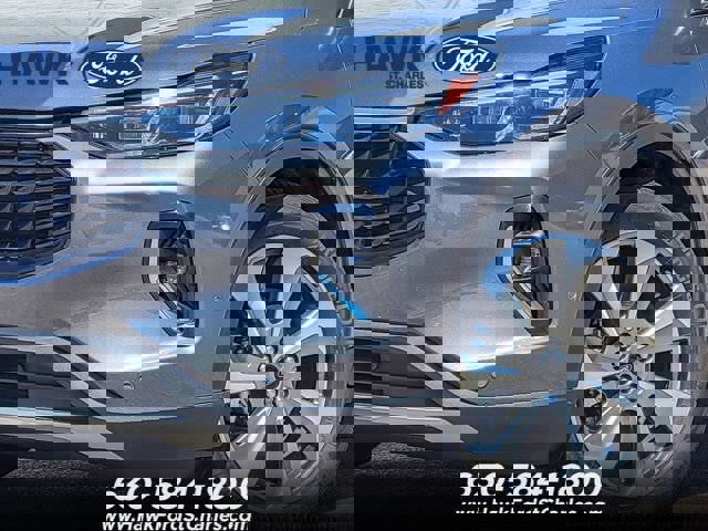 Certified 2023 Ford Escape Platinum w/ Premium Technology Package AWD/4WD image 4