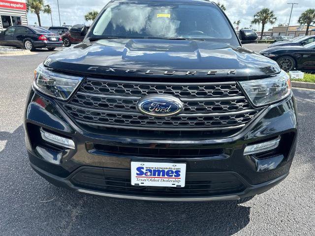 Certified 2022 Ford Explorer XLT w/ Equipment Group 202A RWD image 7