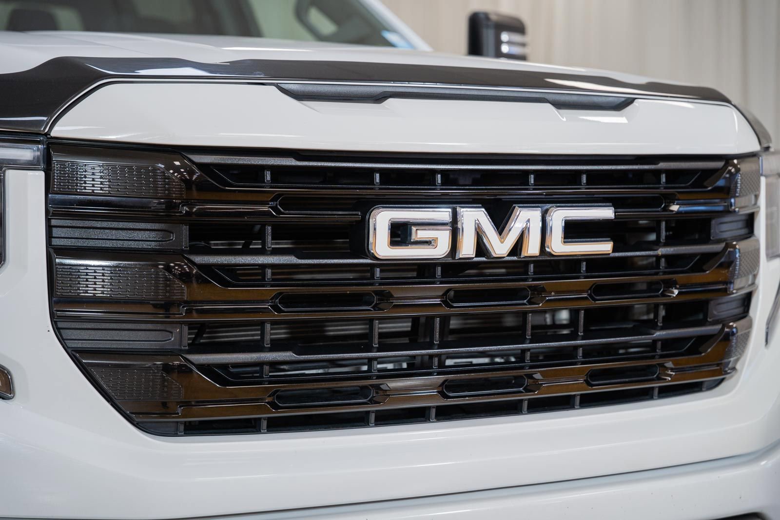 Used 2022 GMC Sierra 1500 Elevation w/ Preferred Package AWD/4WD image 14