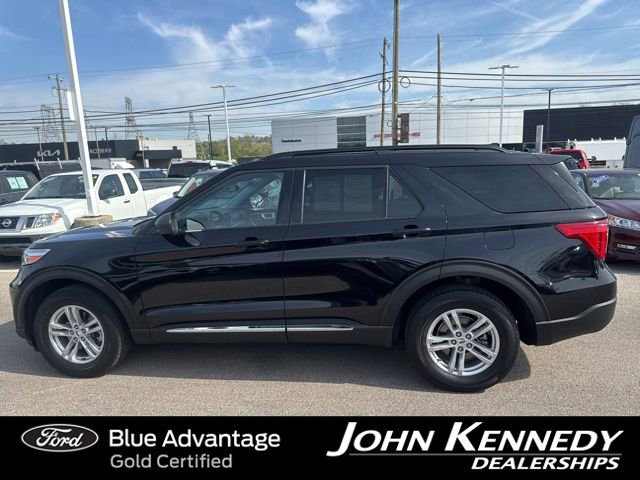 Certified 2023 Ford Explorer XLT w/ Equipment Group 202A AWD/4WD image 3