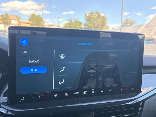 Certified 2024 Ford Escape ST-Line w/ Tech Pack #1 AWD/4WD image 18