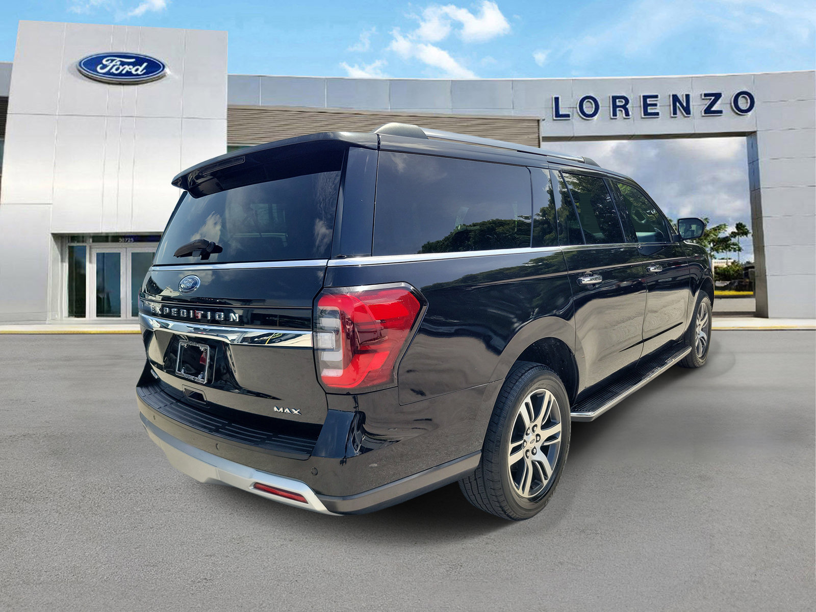 Certified 2023 Ford Expedition Max Limited AWD/4WD image 5