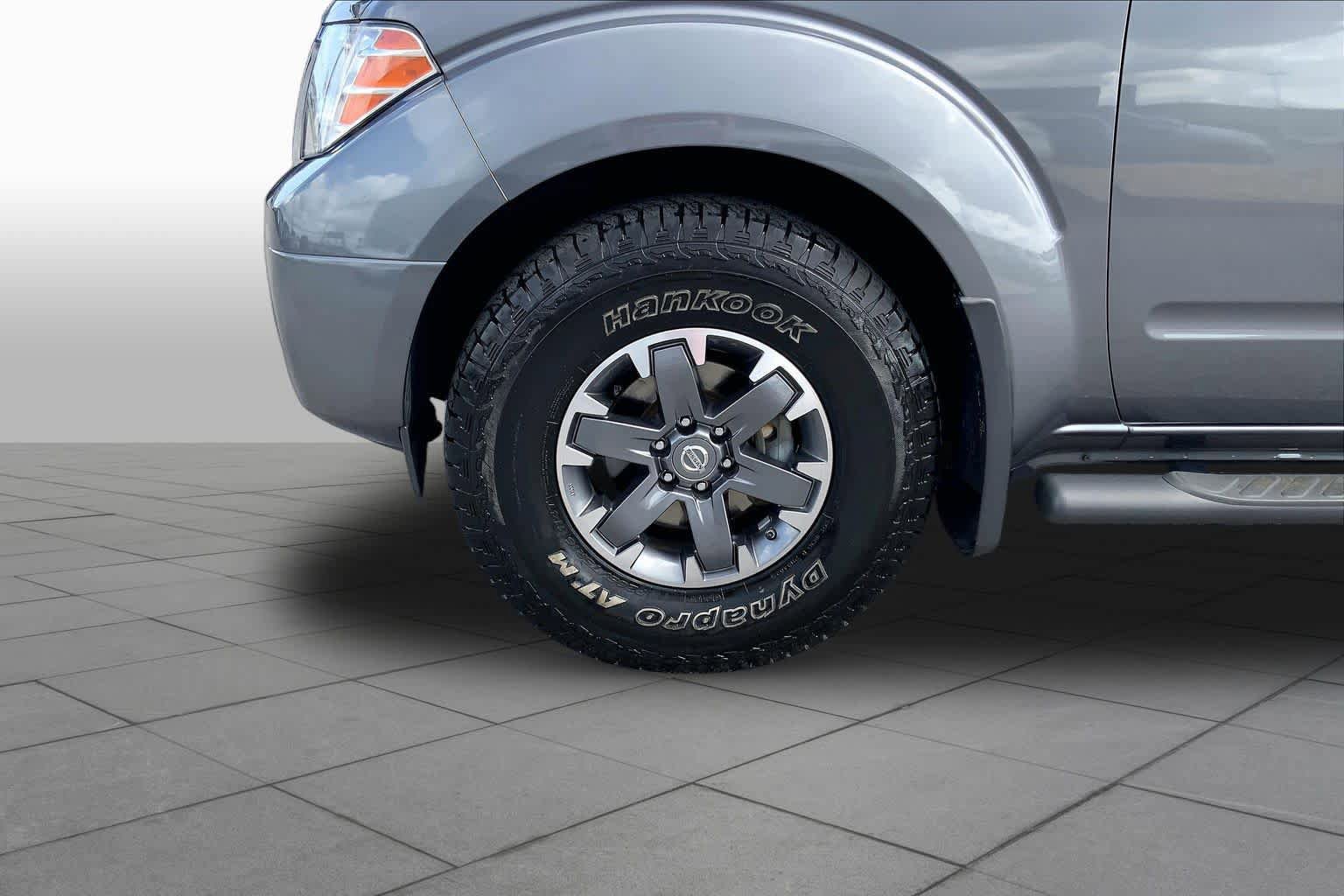 Used 2019 Nissan Frontier SV RWD image 11