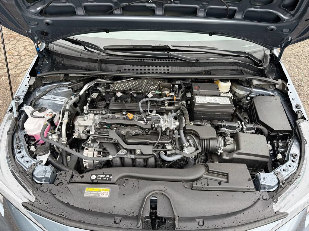 Used 2026 Toyota Corolla SE w/ SE Package FWD image 30