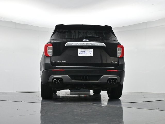Certified 2024 Ford Explorer Platinum w/ Technology Package AWD/4WD image 42